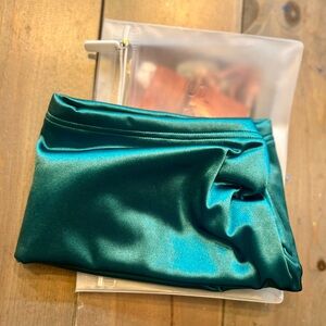 Mauves Emerald Isle all satin hair wrap